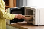 Опасна ли е храната приготвена в микровълновата?