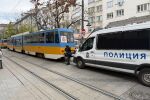 „Момичето беше затиснато под скарата на трамвая“: Блъснатото дете е извън опасност