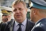 Самолет с Красимир Каракчанов се е приземил аварийно във Виена