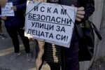 Пореден протест заради трите момичета, блъснати на тротоар в Стара Загора