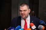 „ДПС-Ново начало“ поиска от министъра на финансите пари за закупуване на автомобили на президентството