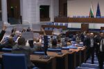 Втори ден блокаж в Народното събрание - до понеделник ще е ясна новата формула на властта (ВИДЕО)