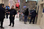15-годишно момче е намушкано в столичен мол