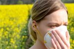 Есенни алергии: Защо са по-тежки и има ли начин да ги облекчите