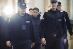 Обвиненият младеж за убийство на свой връстник в мола е изписан от болницата 
