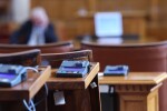 Парламентът отложи с 6 месеца Закона за социалните услуги