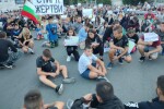 Жители на Айтос отново блокираха пътя в знак на протест