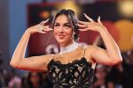30 карата любов: Джорджина блести във Венеция с пръстен за 3 млн. долара и скъпи дизайнерски рокли