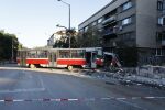 Трамвай се удари в подлез: Основната версия е външна намеса, не изключват и човешка грешка