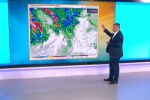 Проф. Рачев: Времето на 15 септември ще е хубаво, сутринта децата да си вземат дрешка 