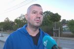 „Запали дрехата на майка ми, тя почина в болницата“: Жители на Бухово на протест срещу агресивен съсед