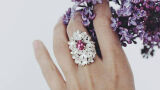 Изящни годежни пръстени с чар на лято