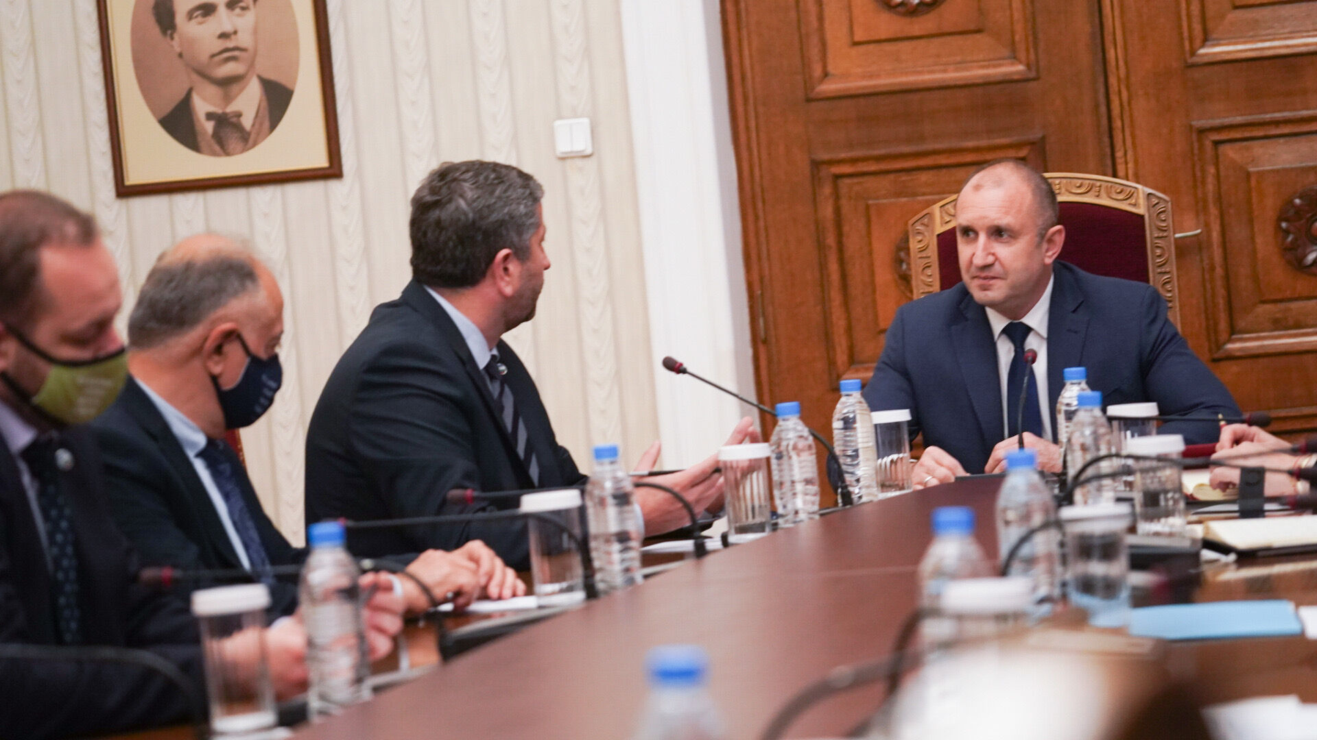 „Демократична България“ при президента: Коалицията не иска мандат за управление