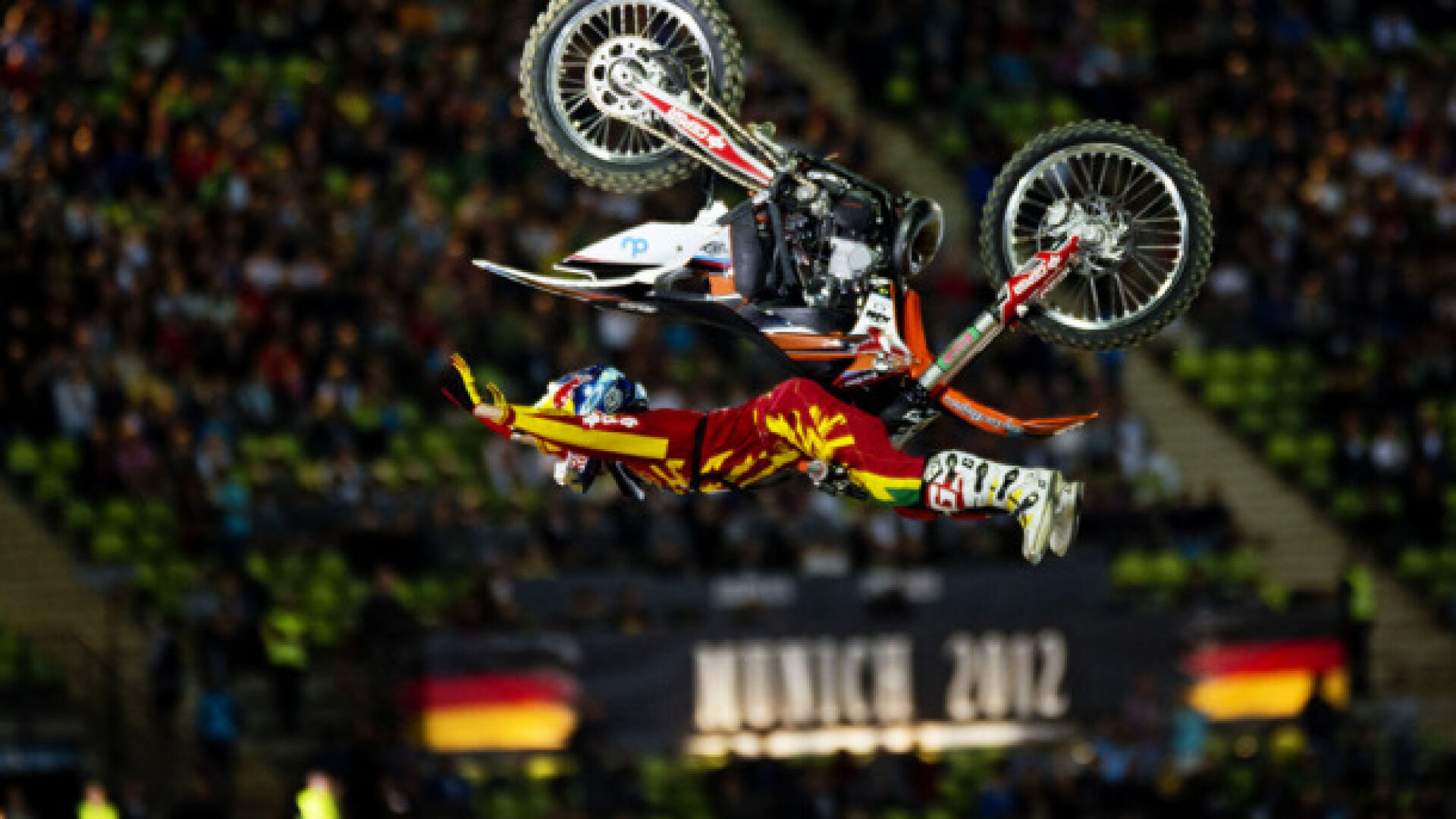 Уникално Red Bull X-Fighters шоу в Мюнхен