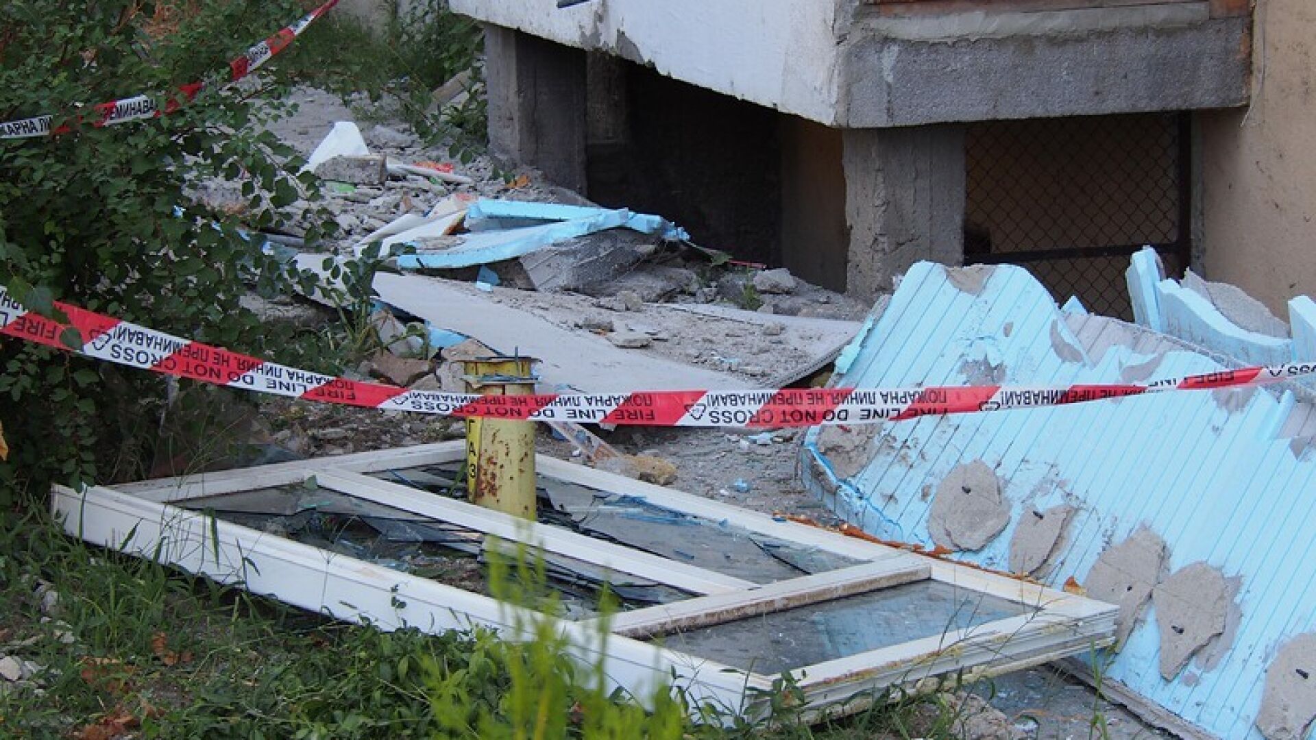 Жена е с опасност за живота след взрив на газова бутилка