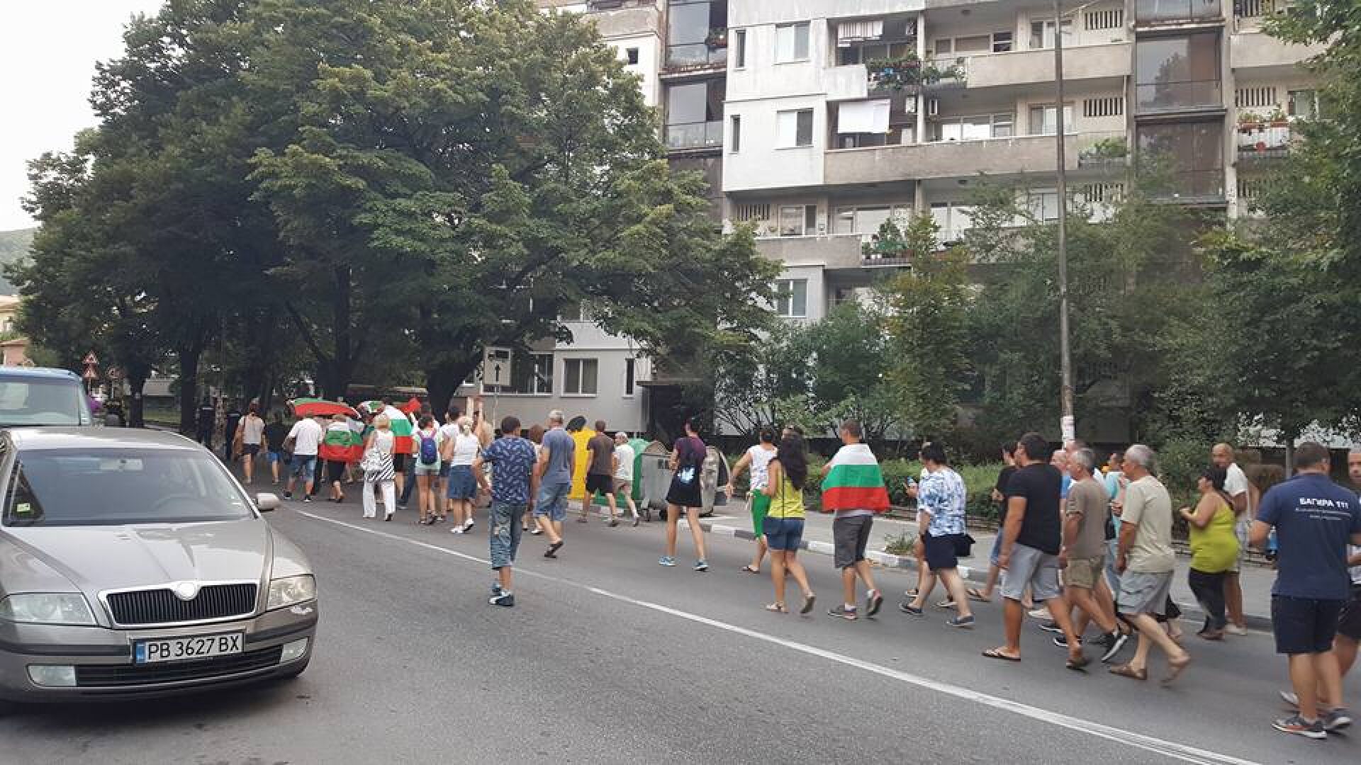 Протестиращите в Асеновград затвориха за кратко главния път за Смолян
