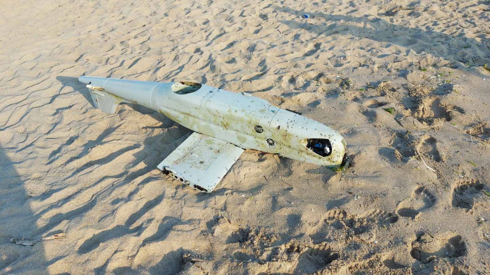 Откриха военен дрон на плаж до Созопол, обезвредиха го