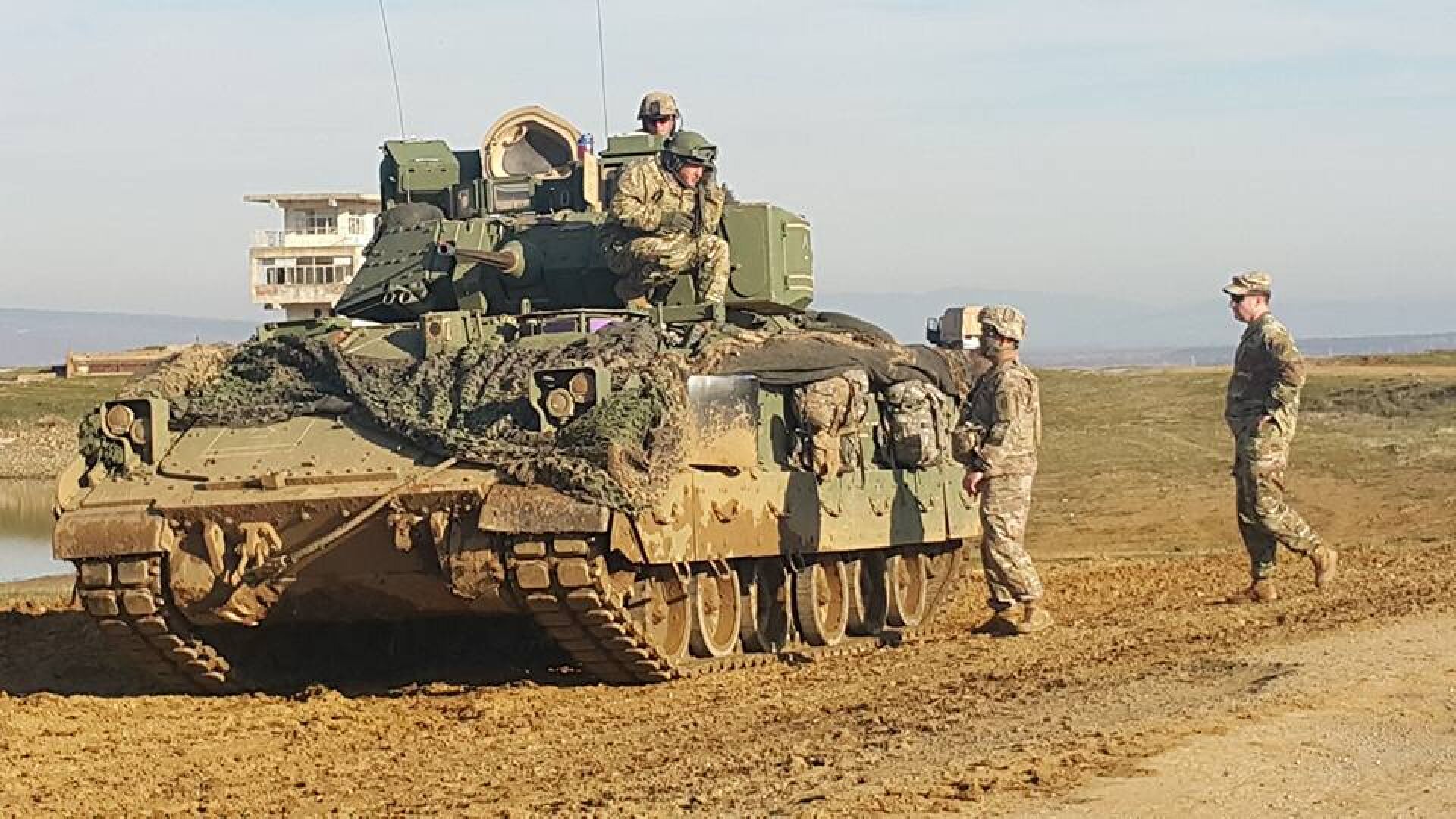 Военни тренировки на полигона „Ново село” край Сливен (СНИМКИ И ВИДЕО)