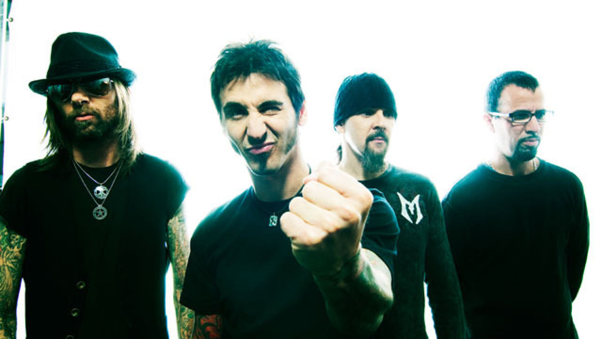 Godsmack със специално послание на български към родните фенове