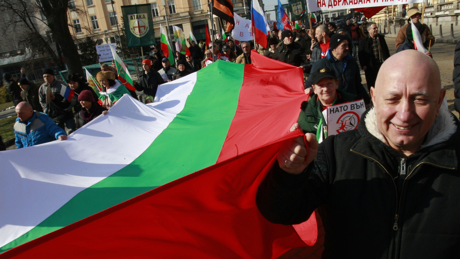 Антинатовски митинги в София и във Видин (СНИМКИ И ВИДЕО)