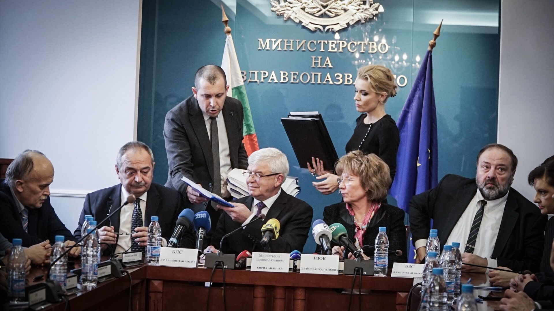 Лекарите и НЗОК подписаха договора за парите за здраве