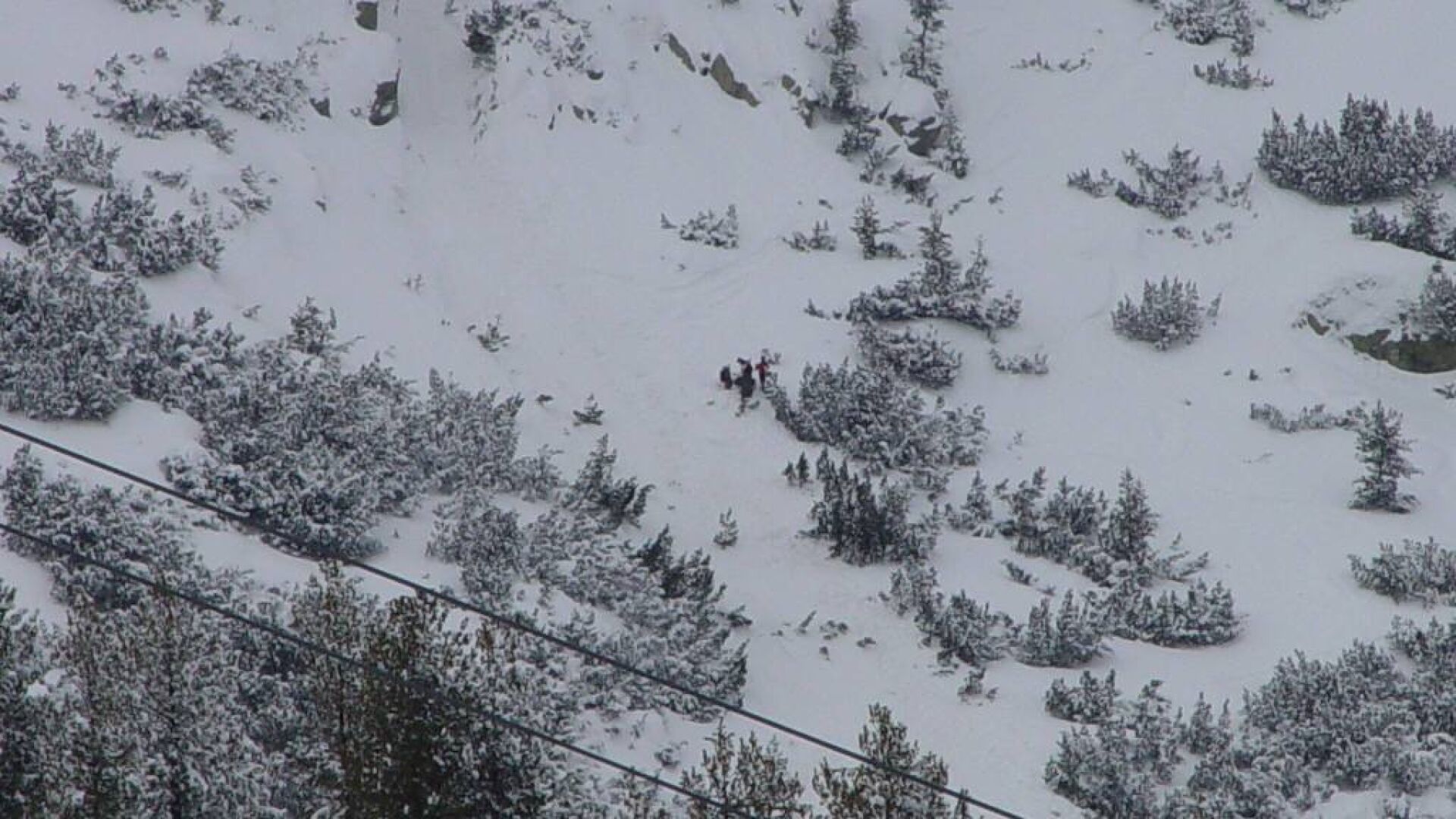 Лавина застигна двама гръцки туристи над Банско