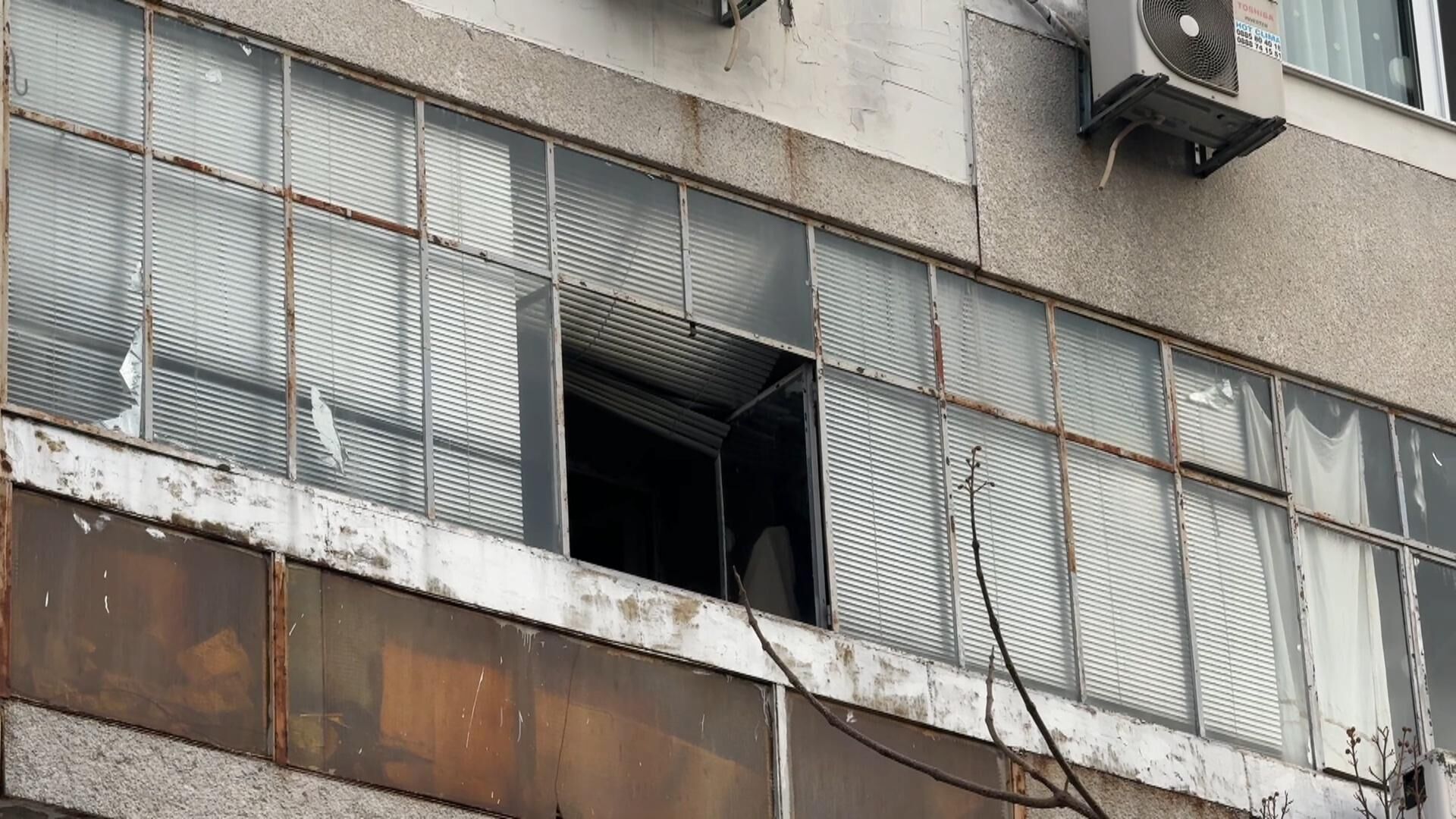 Трудноподвижна жена загина при пожар в дома си (СНИМКИ)