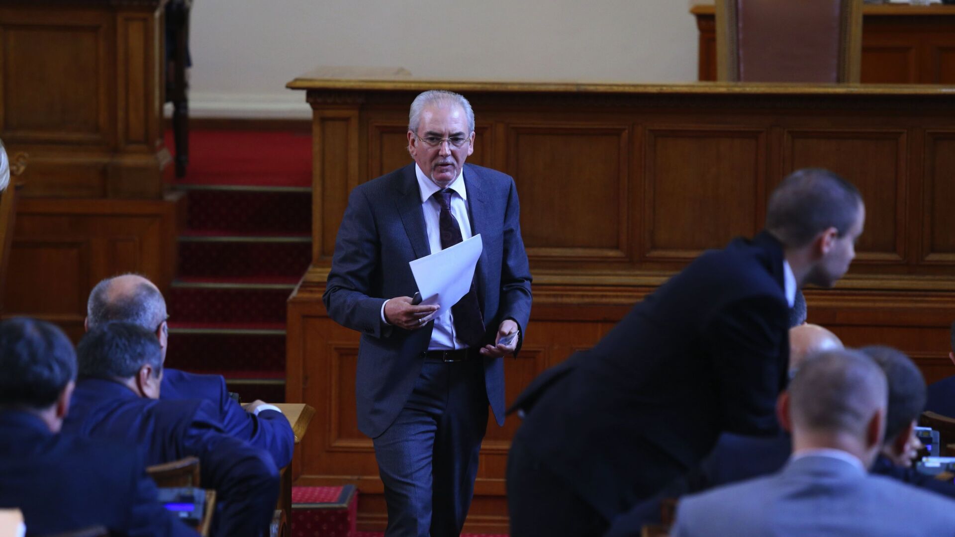Местан: ДПС няма да подкрепи нито един кандидат за БНБ, ако не знаем екипа му