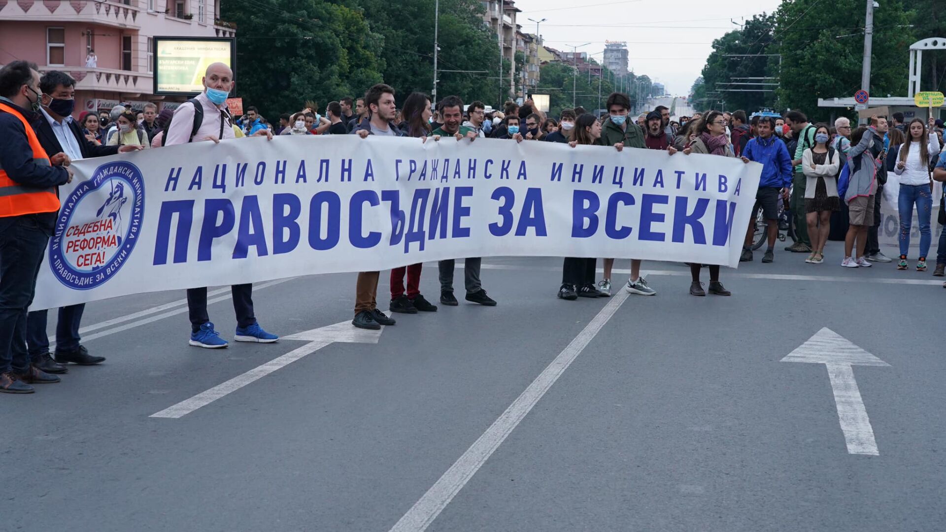 Екопротести спряха движението на Орлов мост 