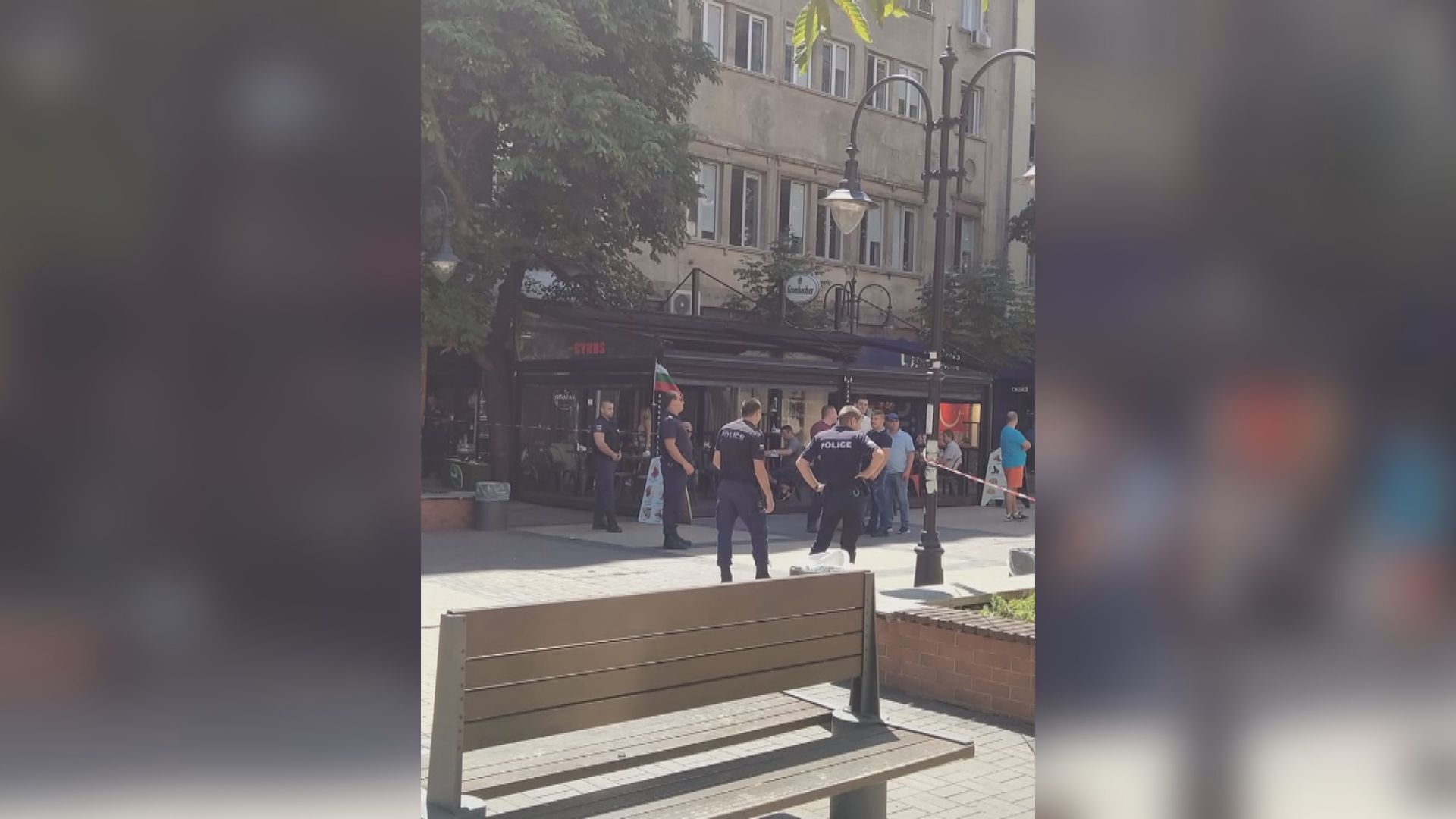 Отцепиха част от столичния бул. „Витоша“ заради забравен куфар (СНИМКИ)