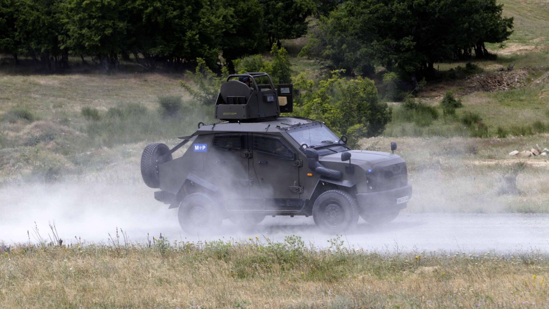 Танкове, хеликоптери и изтребители на учението в Ново село (СНИМКИ)
