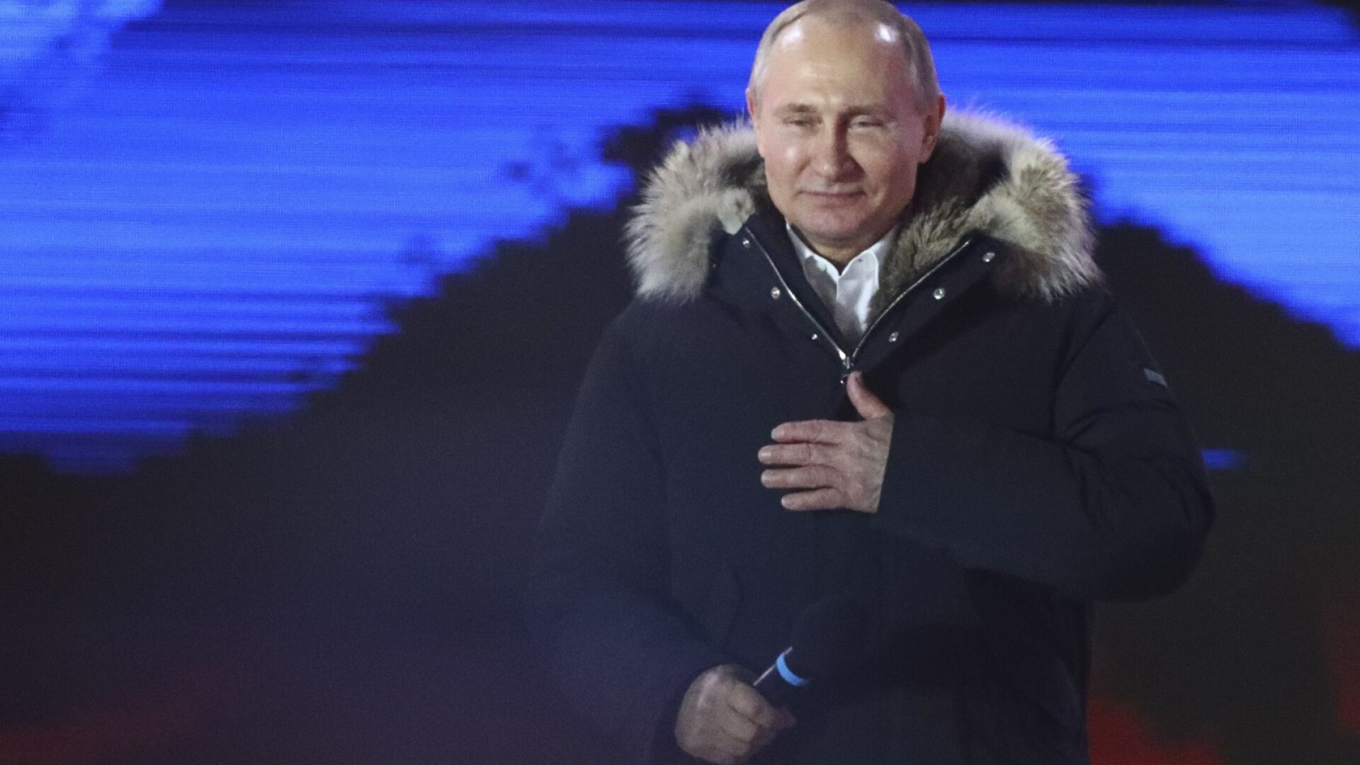 Москва празнува победата на Путин (ОБЗОР)