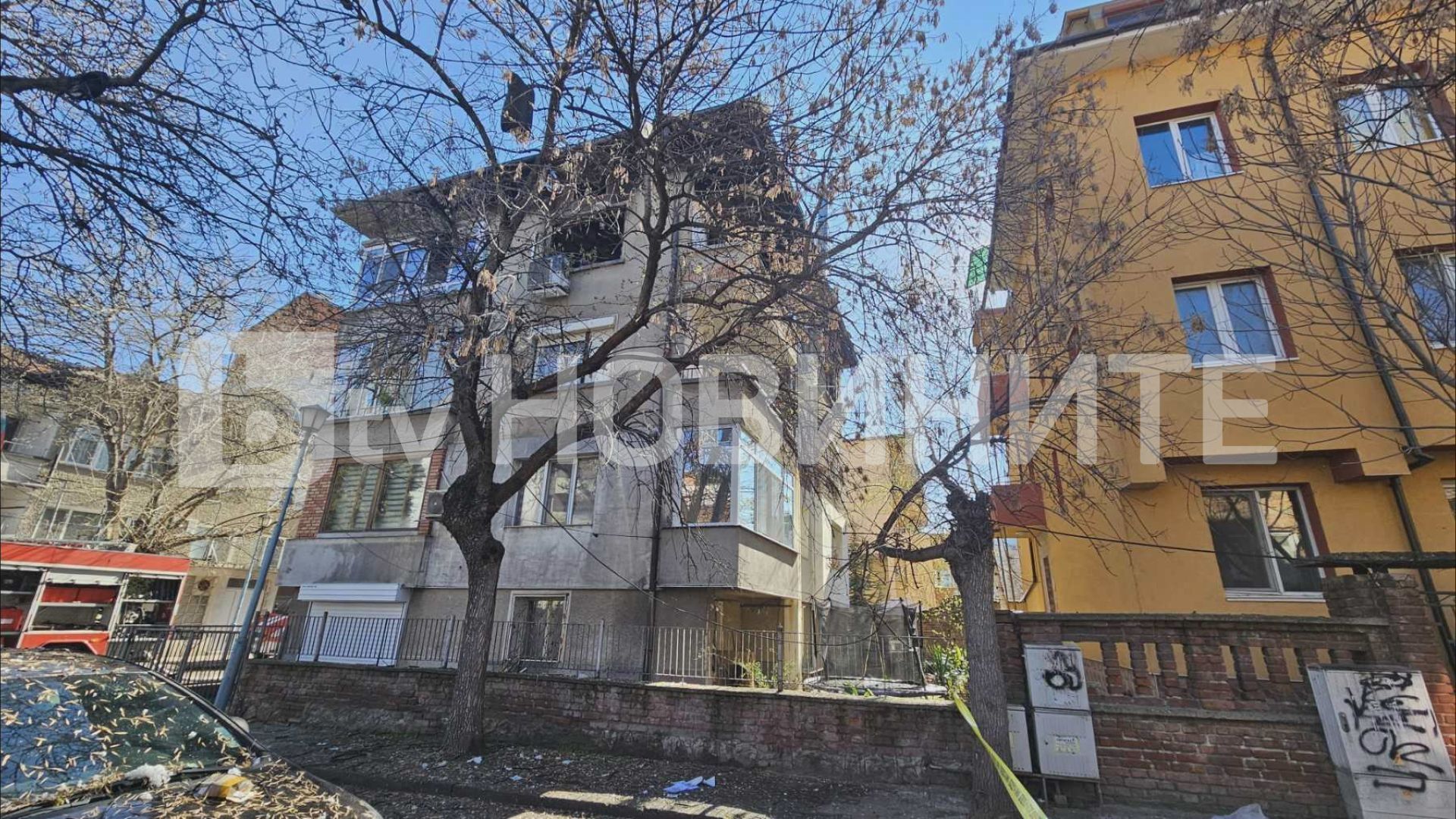Пожар в жилищна сграда в Пловдив, има загинал (СНИМКИ)