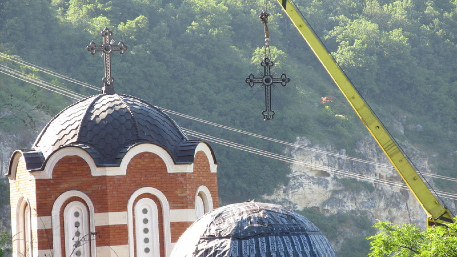 Нов храм край единствения скален манастир в България