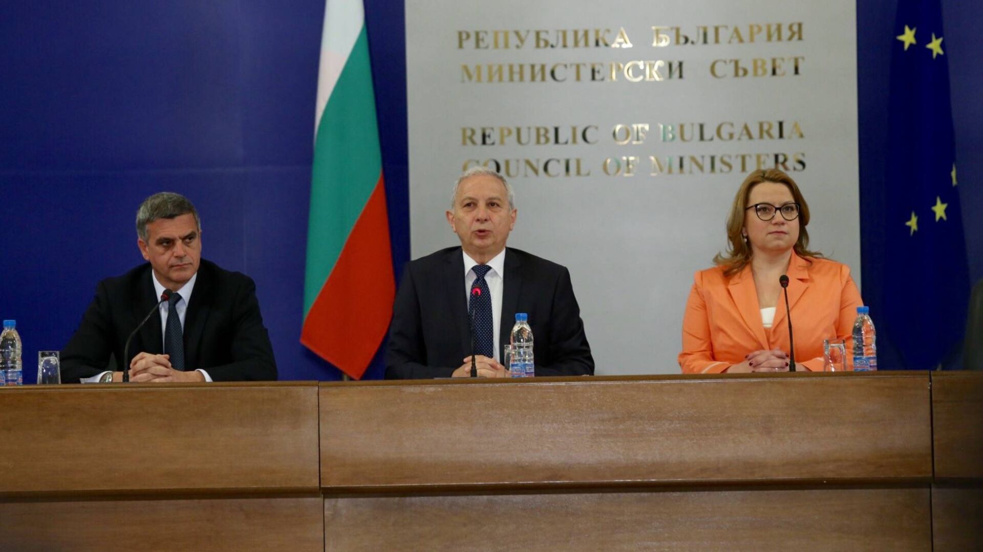 Огнян Герджиков: Няма принципна разлика между редовно и служебно правителство