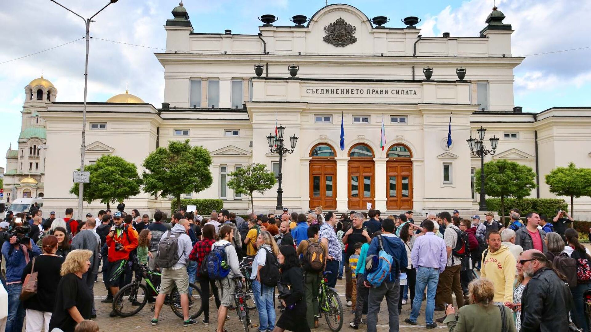 Протест в защита на Черноморието пред парламента (СНИМКИ И ВИДЕО)