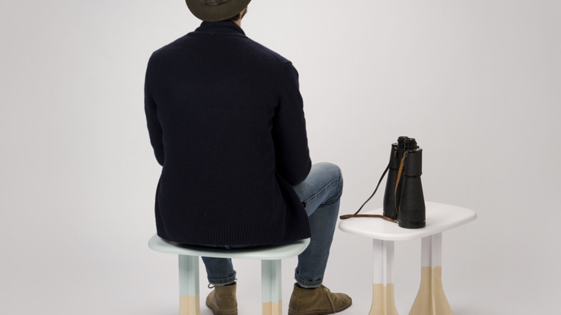 Pig On The Wings Stool от Gentle Giants