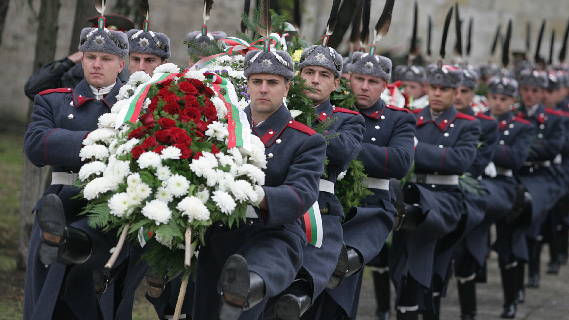 В памет на загиналите български военни (ГАЛЕРИЯ)