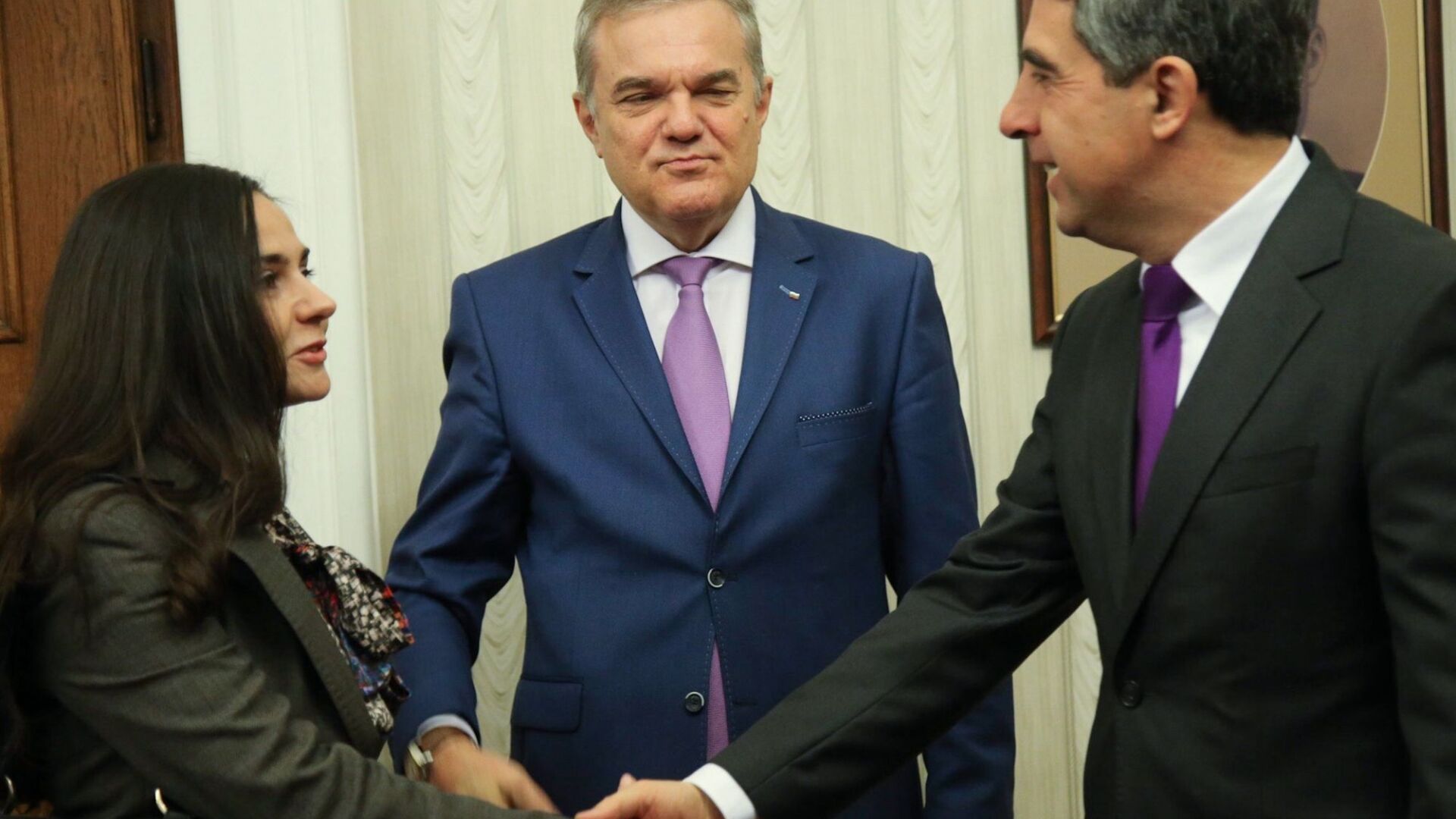 Президентът настоя и пред АБВ да не ходим на избори