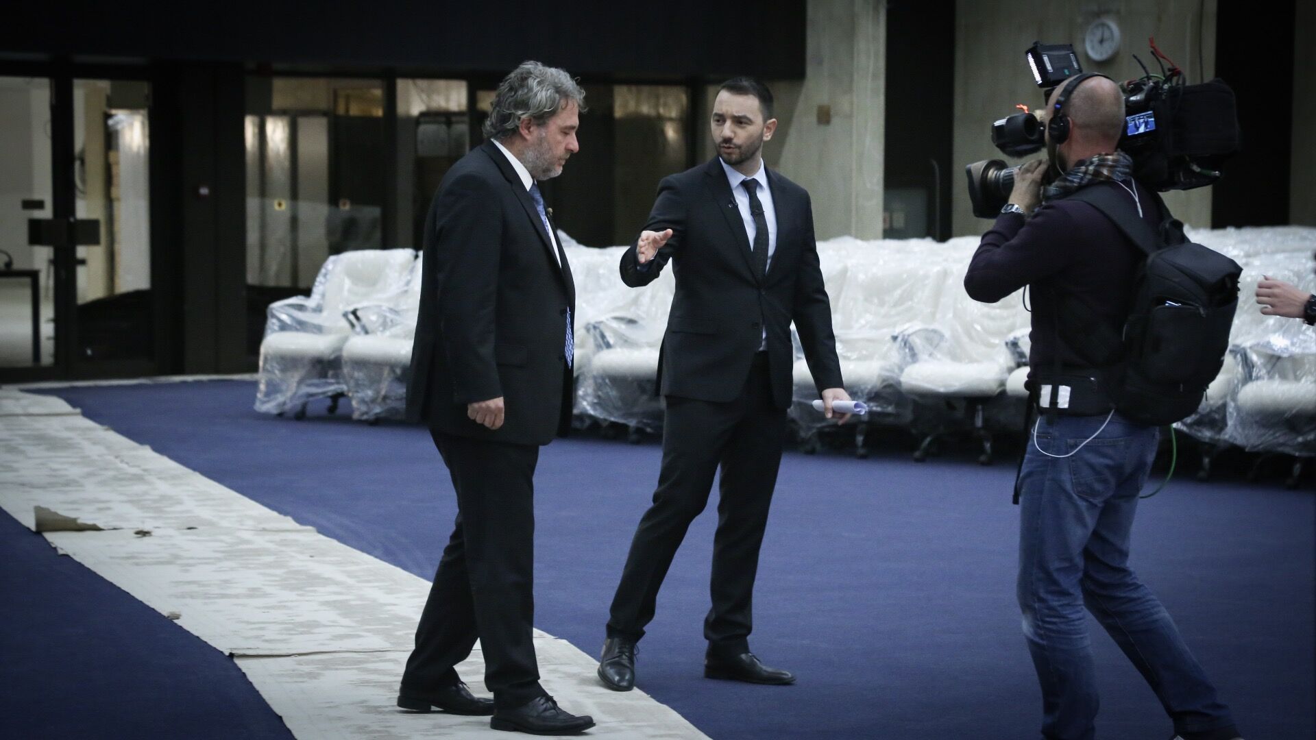 Ремонтът на НДК върви към финал