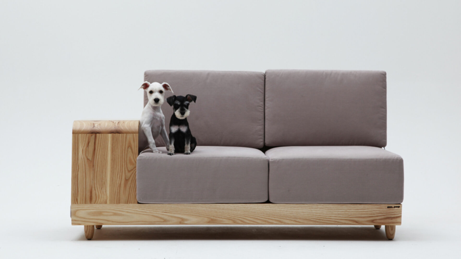 The Dog House Sofa от Seungji Mun