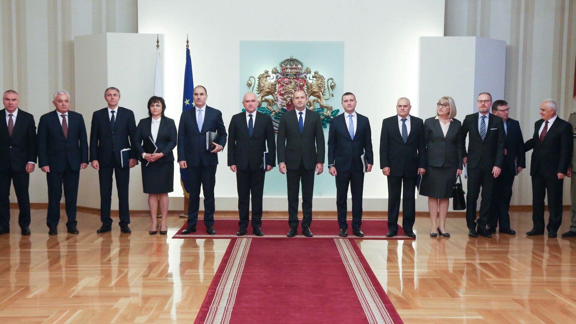 Президентът свика КСНС (СНИМКИ)