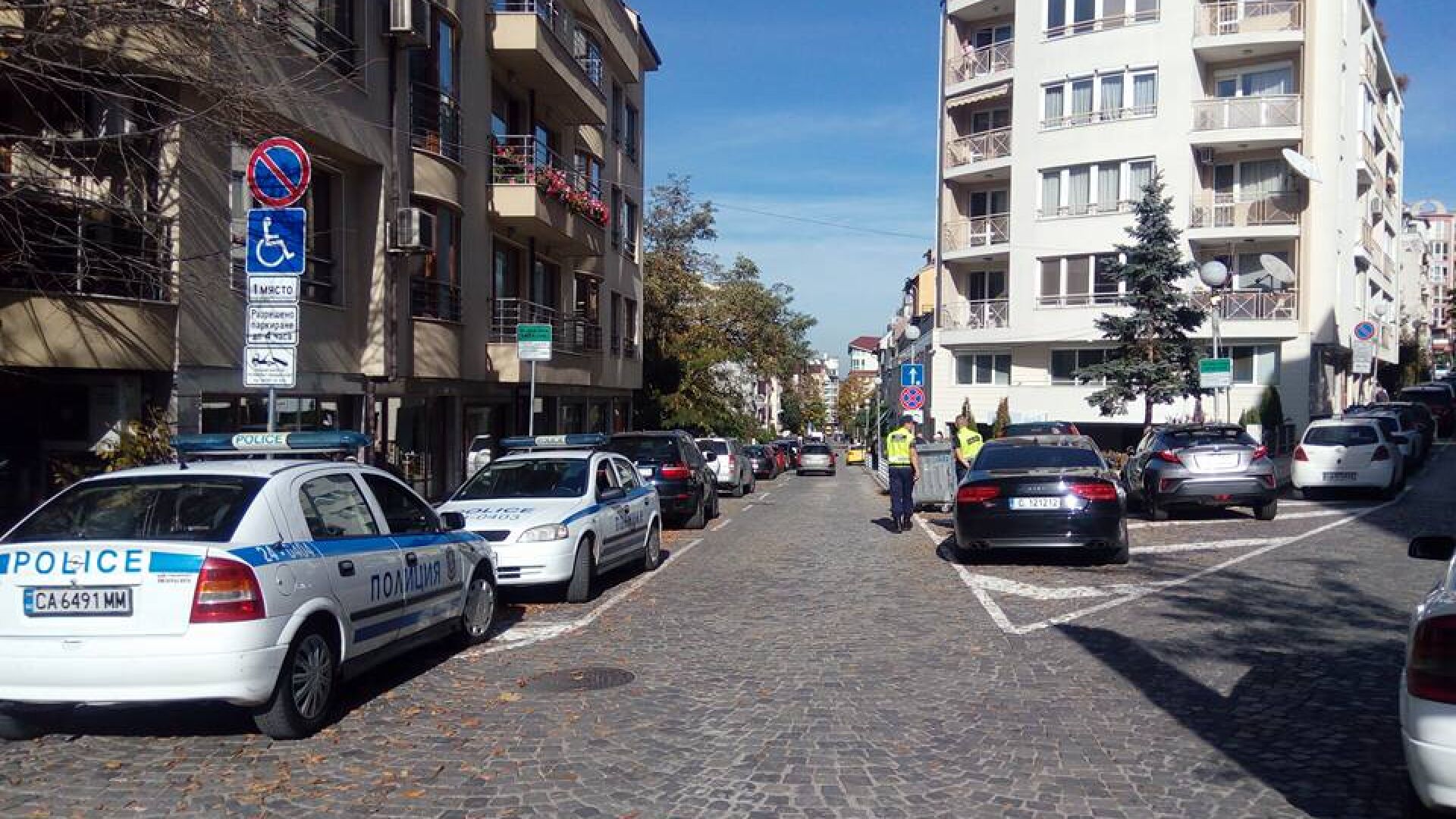 Пиян мъж стреля напосоки в центъра на София
