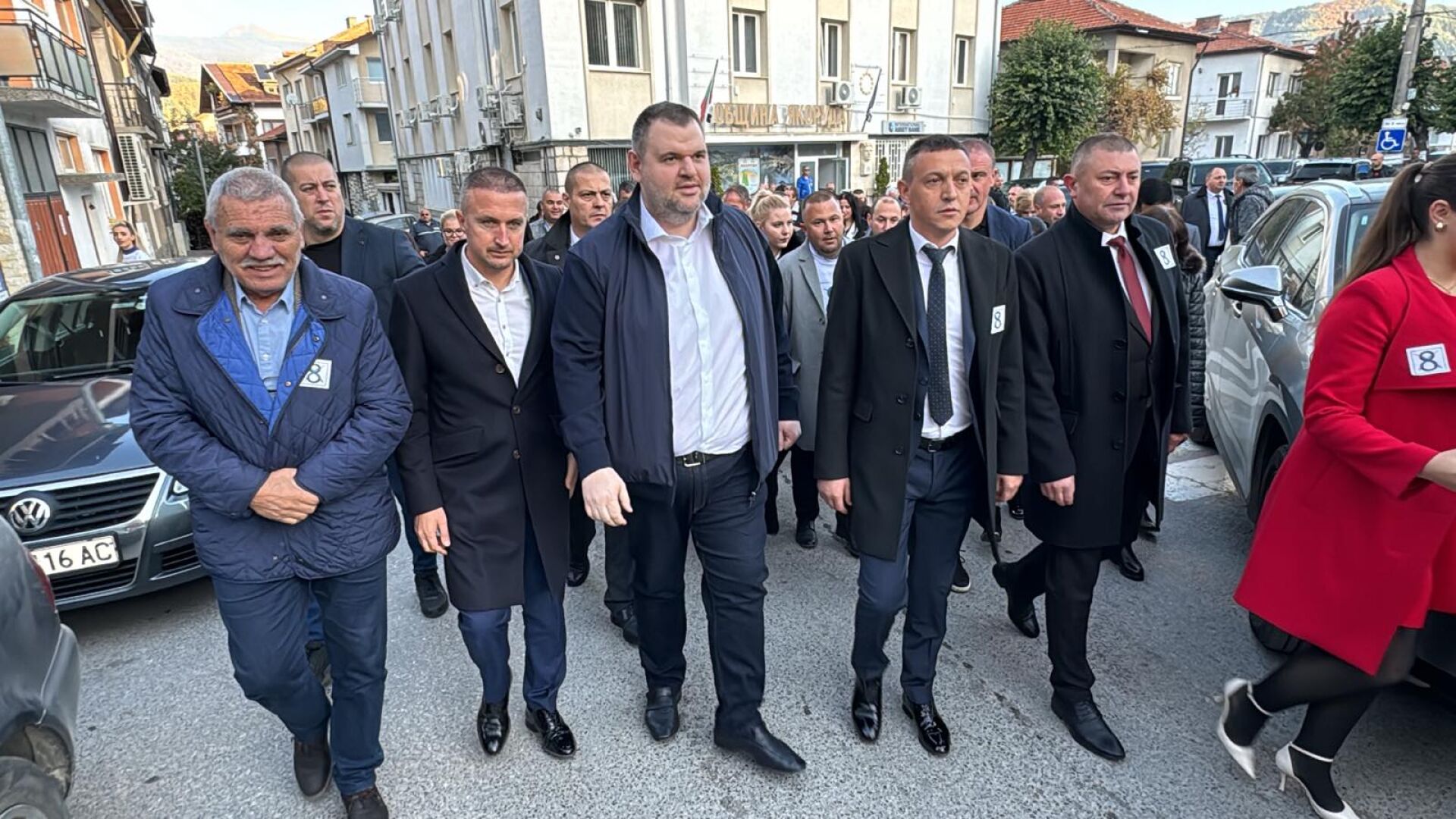 Делян Пеевски, председател на ДПС и ПГ на ДПС: България е една, хората са едни - не трябва да ги делим! Те искат редовно правителство и нашата отговорност е да направим необходимото да го има