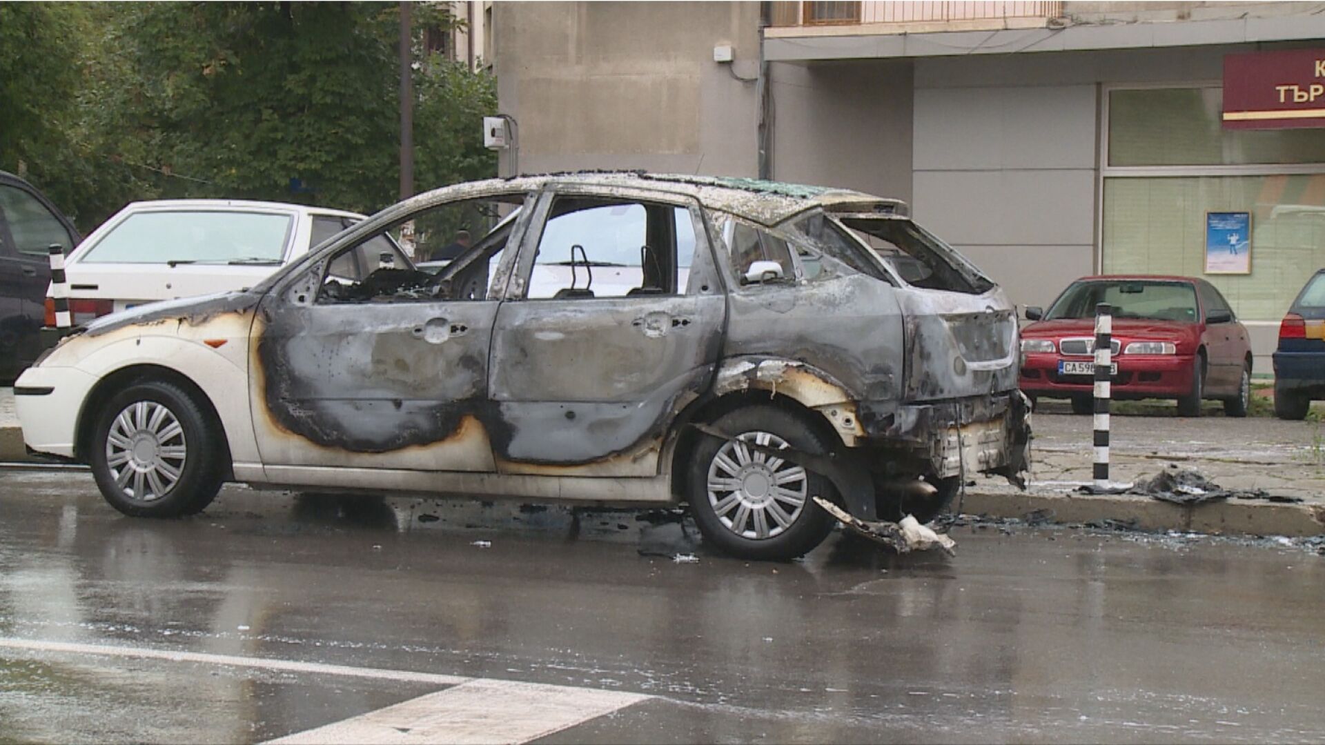 Автомобил се запали в движение в столицата