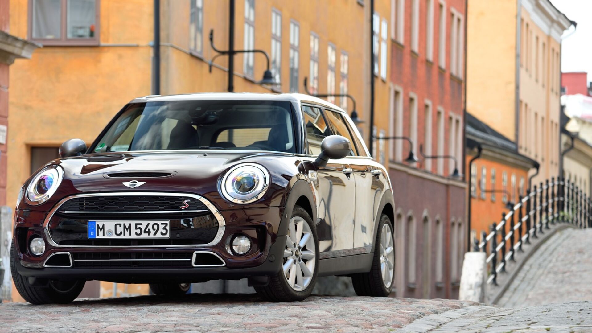 Новият MINI Clubman – пораснал и с много есктри (ГАЛЕРИЯ)