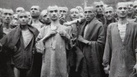Зукърбърг промени мнението си - постове, отричащи Холокоста вече ще се трият от „Фейсбук“