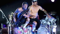 ЦРУ измъчвало затворници в Гуантанамо с музика на Red Hot Chili Peppers