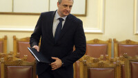 Йовчев остави прокуратурата да се обяснява по казуса 