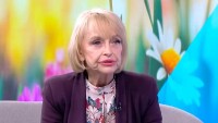 Камелия Тодорова разкрива дълго пазени тайни в биографичния спектакъл 